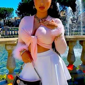 Fashion Nova pink fluffy sleeve top